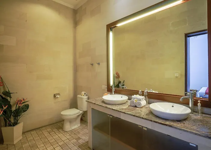 Suliac - Luxurious Private 3br In Villa