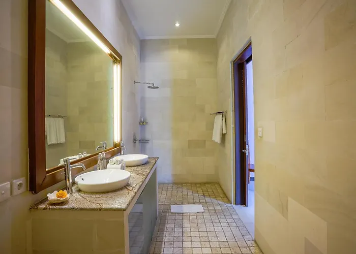 Suliac - Luxurious Private 3br In Seminyak (Bali)